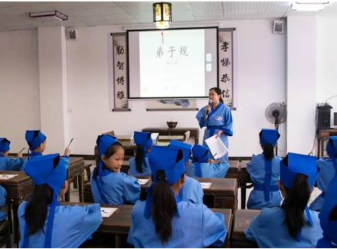 小夫子国学教育加盟条件是什么呢 要求高吗？