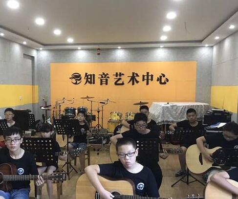 知音艺术培训