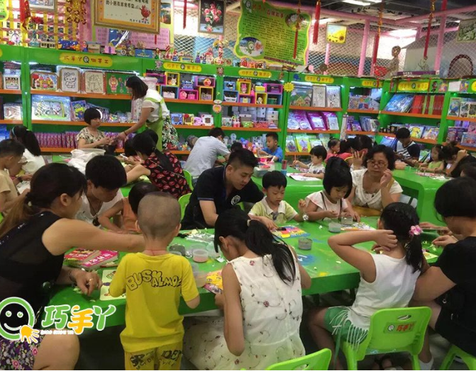 巧手丫益智手工乐园加盟优势大不大呢？