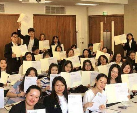 走向剑桥教育加盟流程有哪些呢？加盟前景如何呢？