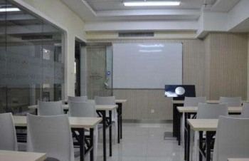 淄博蔚蓝外国语培训学校