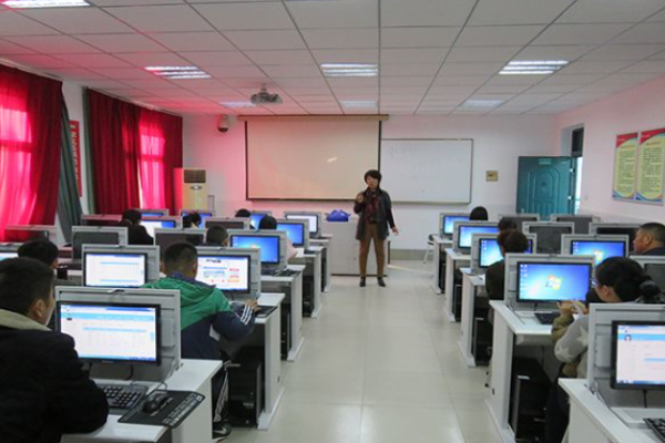 学能教育学习中心加盟