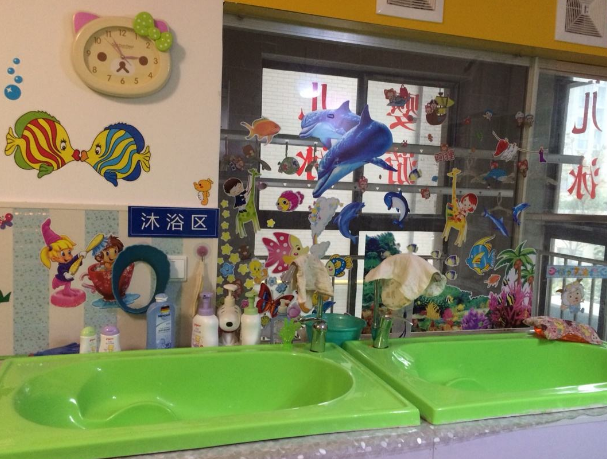 亲亲天使婴儿游泳馆加盟