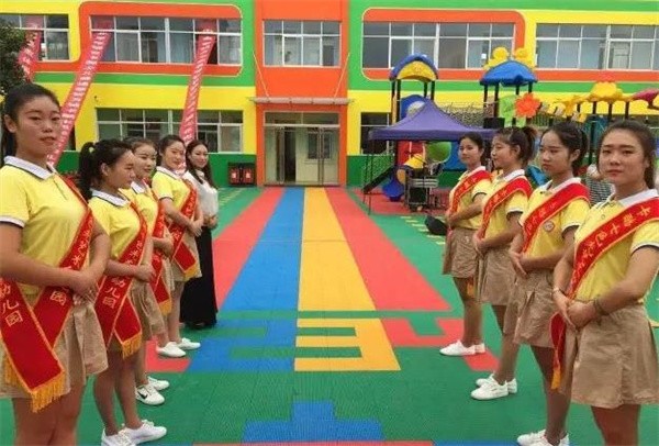 卡酷幼儿园加盟费多少？