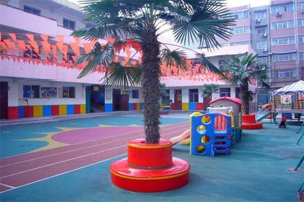 鹏搏千贝幼儿园加盟费是多少?