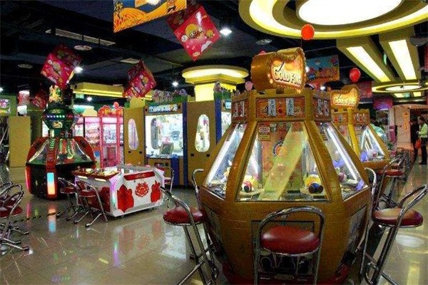 冒险家儿童乐园加盟费多少？