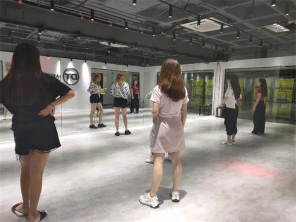 dt舞蹈工作室加盟费多少?