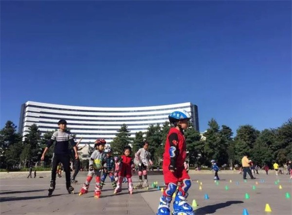昆明轮滑俱乐部怎么加盟代理?