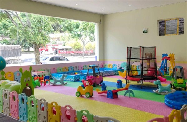 家庭托儿所开办条件如何？需要什么证件？