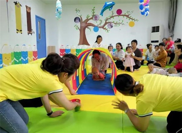 幼儿早期教育怎么加盟？