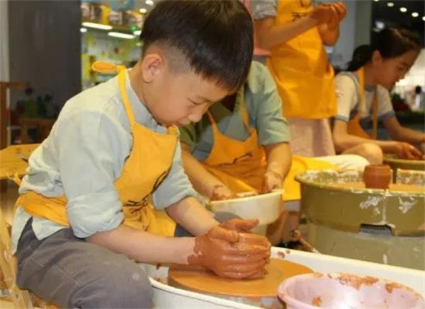 开一家手工陶艺店需要注意什么？