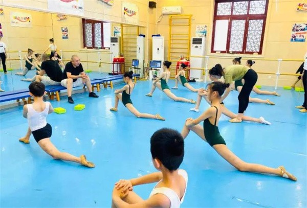 少儿舞蹈培训班加盟需要多少钱？