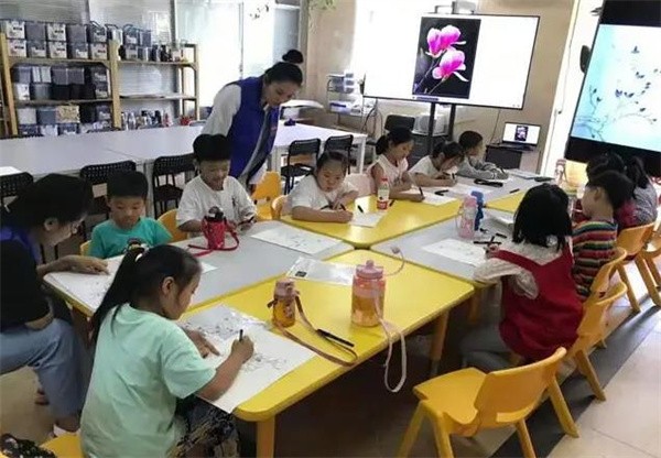 少儿美术培训加盟费一般多少钱?