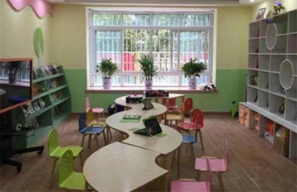 哈托幼少儿教育托管加盟费多少钱？