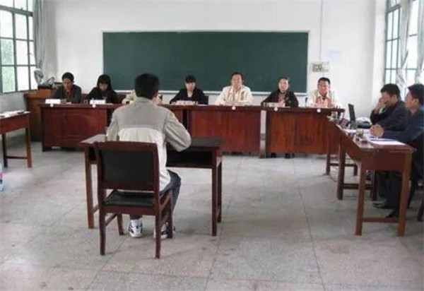 公务员面试班加盟多少钱？
