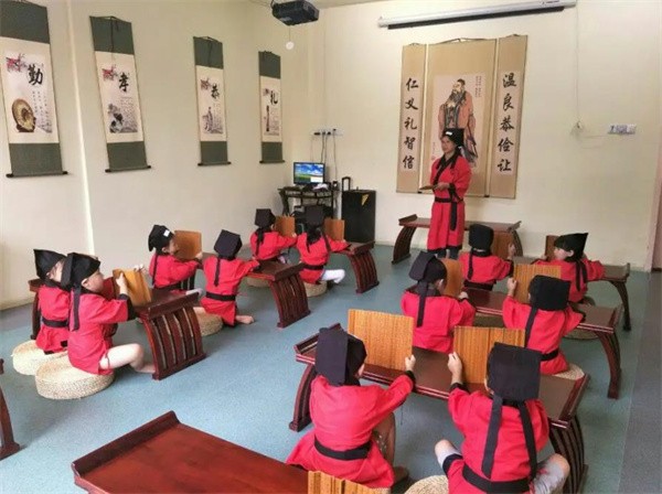 国学堂幼儿园加盟哪家好？