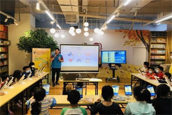 爱思通少儿围棋加盟多少钱?加盟服务电话多少?