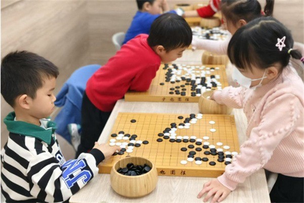 中惒围棋加盟电话怎么查找?加盟多少钱?