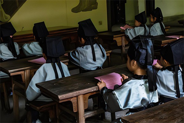 立心馆国学加盟多少钱?加盟电话怎么查找?