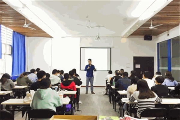 九朵考研教育加盟多少钱?加盟电话多少?