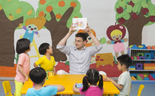 七色光幼儿园加盟