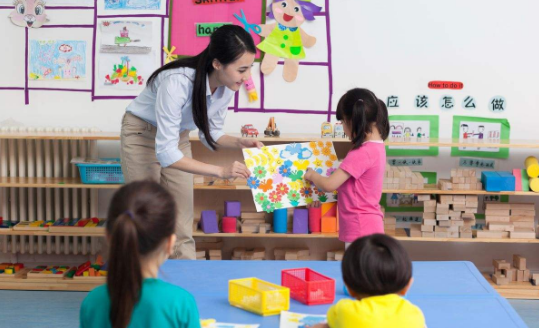 七色光幼儿园加盟