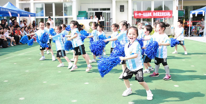亿童幼儿园加盟