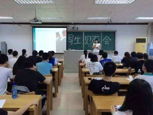 摆渡人教育