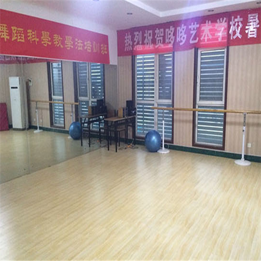 哆哆艺术学校