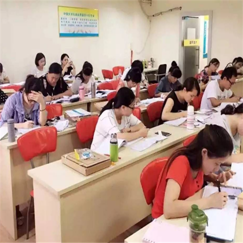 担当教育