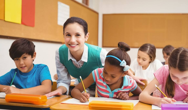 怎么去外省当老师 3d9f641b856c92d85ca923971bd76c76.png