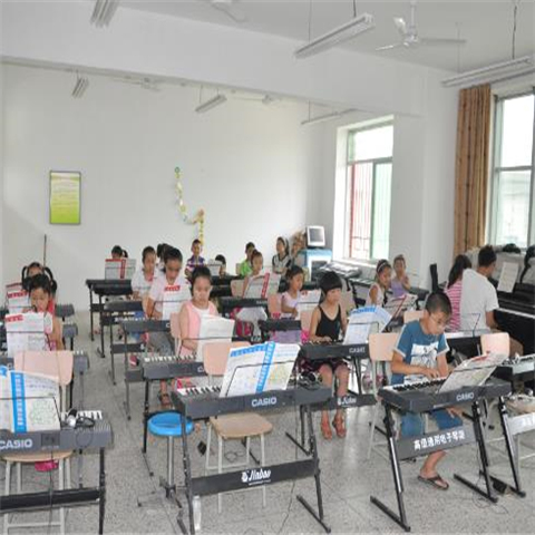 倾聆音乐