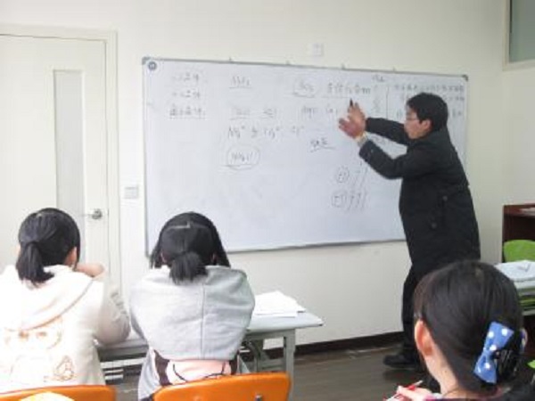 领袖教育加盟