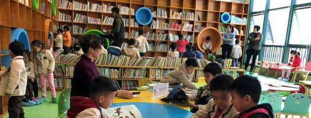 虫虫绘本馆加盟