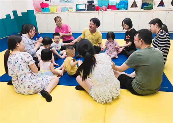 袋鼠宝宝早教加盟