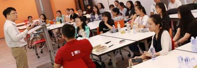 中翼商学院加盟