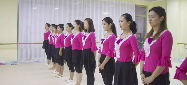 公主小V加盟