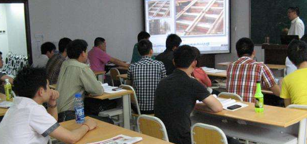 方圆职业培训学校加盟