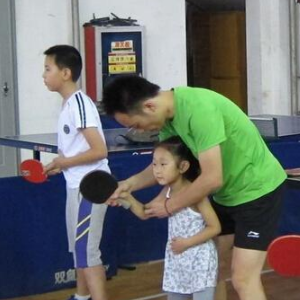 雏鹰乒乓球培训加盟