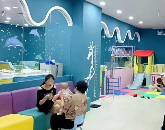 蓝鲸快乐宝贝婴童游泳馆加盟 蓝鲸快乐宝贝婴童游泳馆加盟