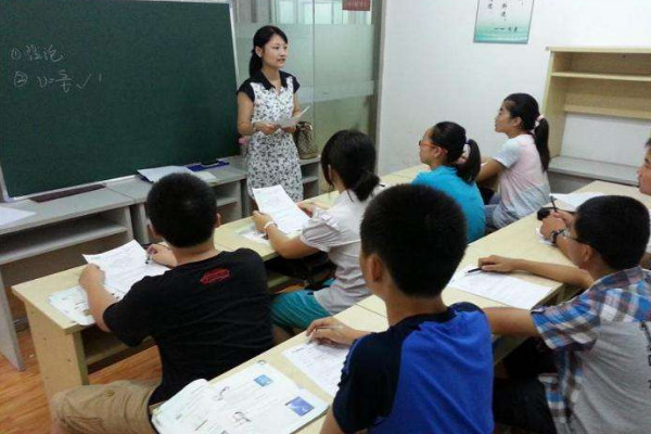 百仕达教育加盟