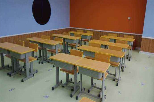 九得学堂少儿英语加盟