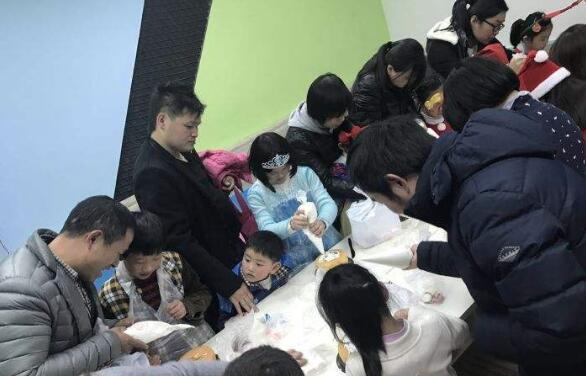 卡喜国际少儿英语加盟