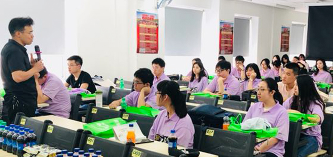 新东方大学辅导加盟