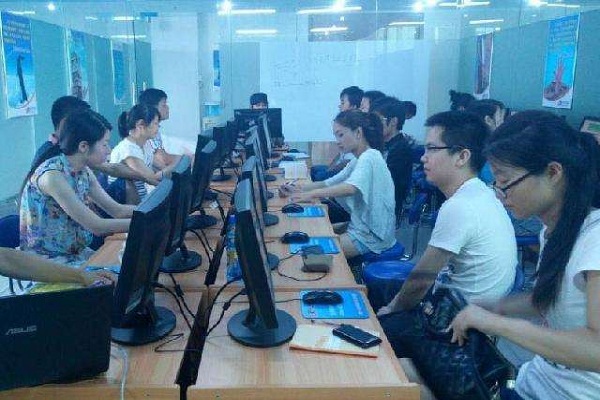 兴唐IT教育加盟