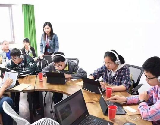 乿学教育加盟