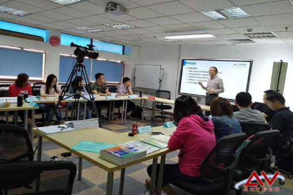 艾威培训学校加盟