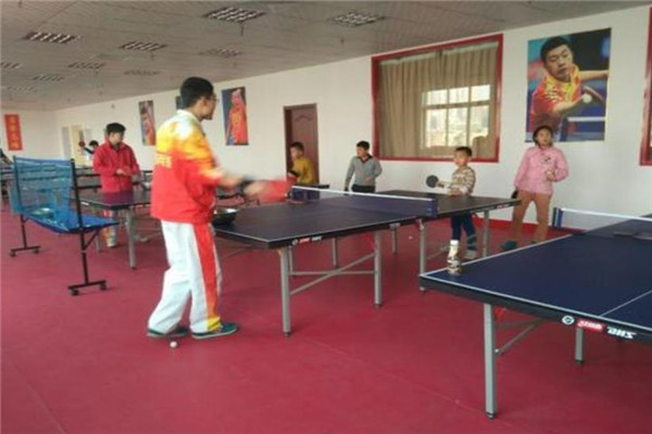 梦东方乒乓球培训学校加盟