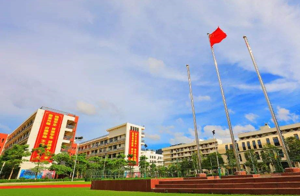 呈现教育加盟