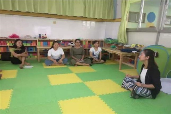 小鹿培优早教加盟